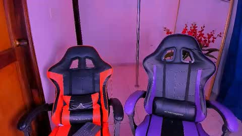 venus_velvet online show from 10/04/25, 07:17