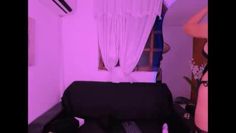 Snapshot of venus_velvet chatting on 11/20/25, 08:25 venus_velvet online show from 11/20/25, 08:25