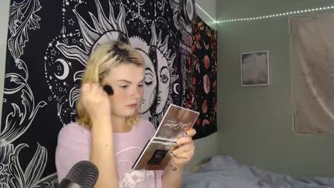 Miss Venus online show from 09/18/25, 11:29