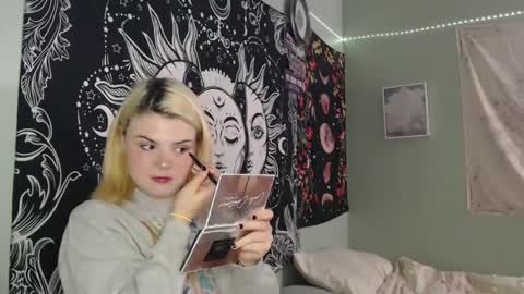 Miss Venus online show from 09/30/25, 01:27