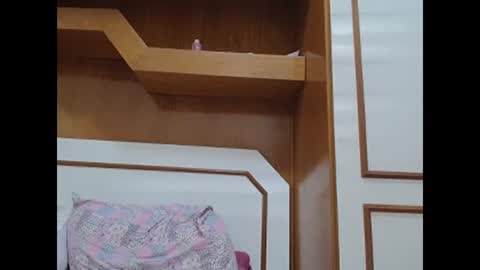 venusbeauty22 online show from 10/25/25, 01:57