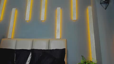 Venus Blazer  online show from 09/21/25, 12:07