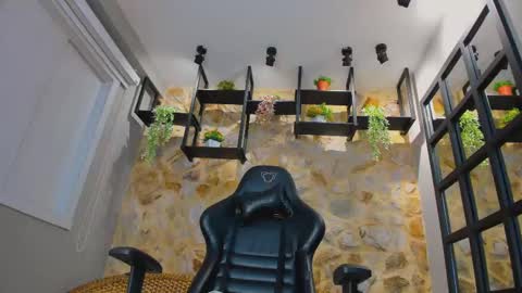 Venus Blazer  online show from 10/26/25, 11:16