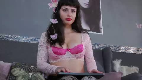 venusinylons online show from 07/30/26, 11:20