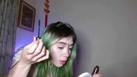 Venus online show from 10/08/25, 01:03