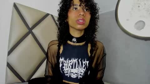 venuss_03 online show from 02/03/26, 03:26