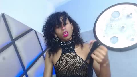 venuss_03 online show from 05/24/26, 03:44