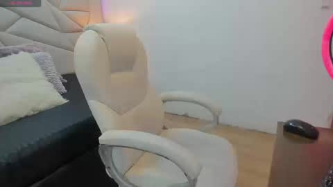 Snapshot of venusxneo chatting on 09/10/25, 08:31 venusxneo online show from 09/10/25, 08:31