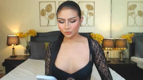 Snapshot of vera_krasovaxxx chatting on 11/09/25, 06:50 your1andonlySAVY online show from 11/09/25, 06:50