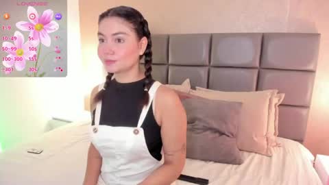 Snapshot of vera_price_ chatting on 04/13/26, 12:21 Vera online show from 04/13/26, 12:21