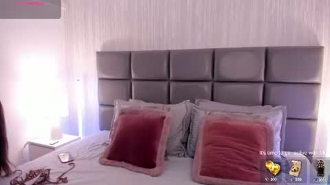Snapshot of vera_price_ chatting on 06/15/26, 12:40 Vera online show from 06/15/26, 12:40