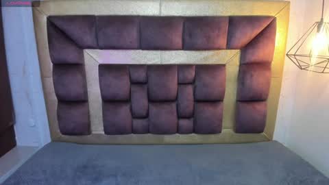 Snapshot of verabest chatting on 01/04/25, 12:05 Domelipa online show from 01/04/25, 12:05