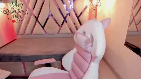 Snapshot of verabest chatting on 02/14/25, 02:44 Domelipa online show from 02/14/25, 02:44