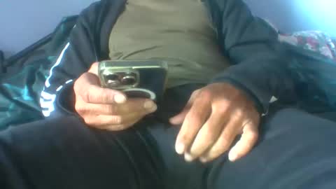 Snapshot of veramanx_x13 chatting on 10/13/25, 02:39 veramanx_x13 online show from 10/13/25, 02:39