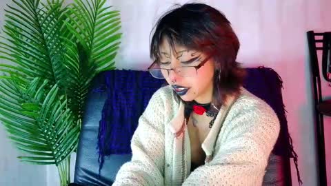 Snapshot of verhona_vlad chatting on 01/25/25, 12:16 verhona_vlad online show from 01/25/25, 12:16