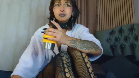 Snapshot of verhona_vlad chatting on 02/11/25, 03:08 verhona_vlad online show from 02/11/25, 03:08