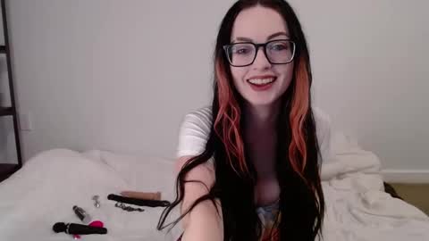 Snapshot of vero495065 chatting on 10/06/25, 10:07 vero495065 online show from 10/06/25, 10:07