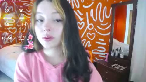 Snapshot of vero_doll12 chatting on 06/18/26, 01:48 Verinica online show from 06/18/26, 01:48