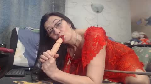 Veronika online show from 12/12/24, 04:26