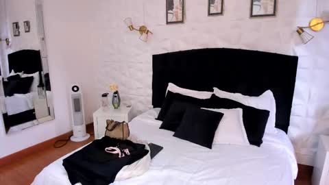 Vero online show from 09/20/25, 07:15