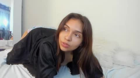 Snapshot of verohoneymoon chatting on 02/19/26, 05:58 Veronica online show from 02/19/26, 05:58