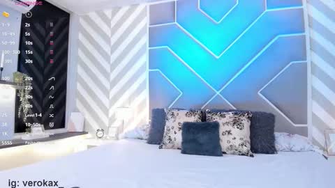 Vero online show from 10/02/25, 04:19