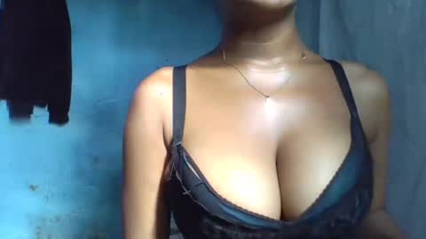 verolla31 online show from 01/31/25, 12:51