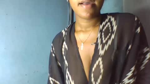 verolla31 online show from 02/19/25, 07:38