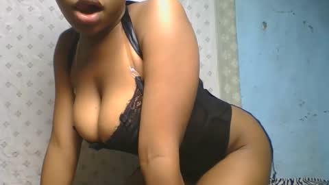 verolla31 online show from 09/24/25, 06:33