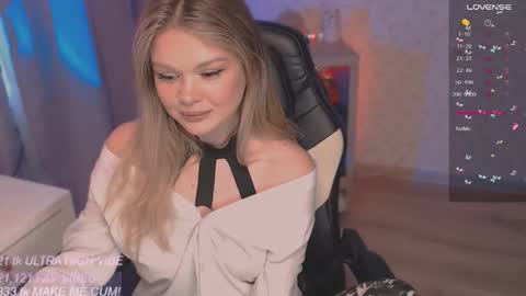 Snapshot of veronaaura chatting on 09/18/25, 04:47 Tiffany online show from 09/18/25, 04:47