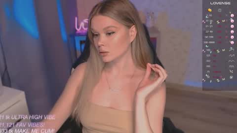 Snapshot of veronaaura chatting on 10/05/25, 11:46 Tiffany online show from 10/05/25, 11:46