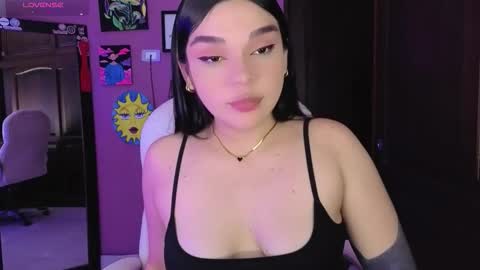 Snapshot of veronica_118 chatting on 10/09/25, 01:47 veronica_118 online show from 10/09/25, 01:47