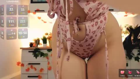  VERONICA  FOLLOW ME  online show from 10/22/25, 12:16