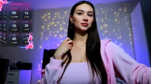Veronica online show from 07/28/26, 06:20