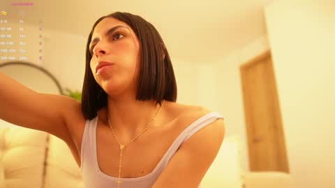Veronica online show from 12/09/24, 11:47