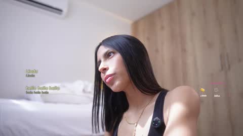 Snapshot of veronica_mendez1 chatting on 11/14/25, 03:00 Veronica online show from 11/14/25, 03:00