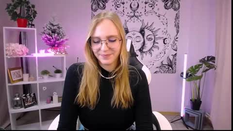 VERONICA online show from 02/13/25, 12:32