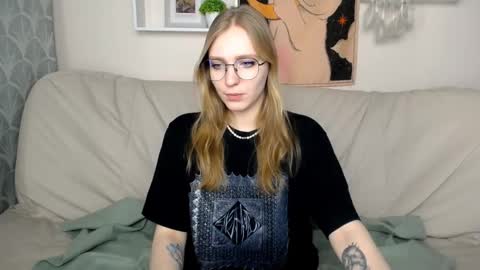 VERONICA online show from 02/21/25, 03:34