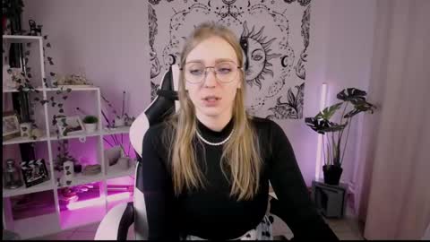 VERONICA online show from 02/28/25, 08:28