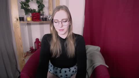 VERONICA online show from 03/08/25, 01:50