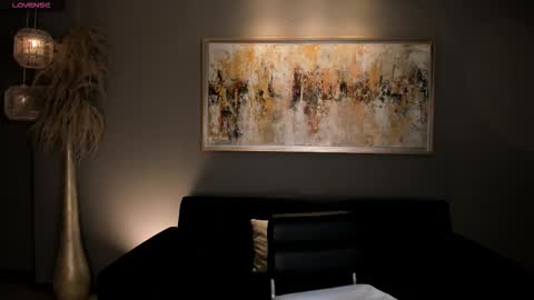 Snapshot of veronicablue1 chatting on 12/04/25, 10:13 Vero online show from 12/04/25, 10:13