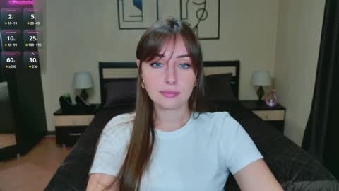 Veronica online show from 09/25/25, 05:11