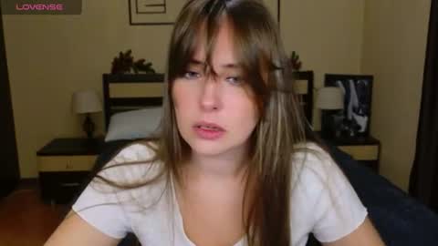 Veronica online show from 06/28/26, 07:47