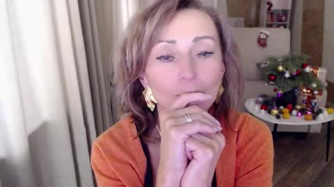 Helen online show from 12/26/24, 07:45