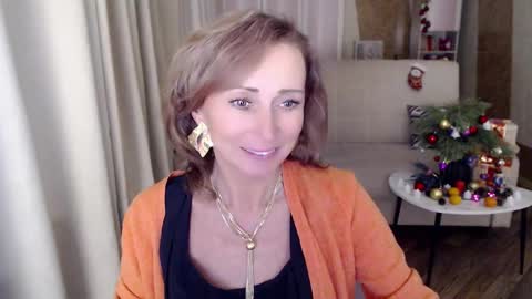 Helen online show from 12/26/24, 10:59