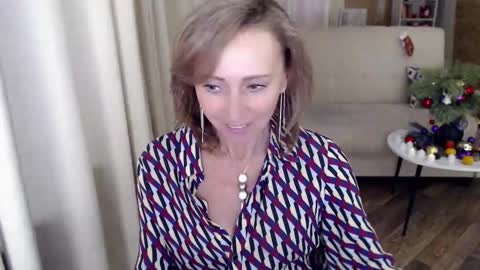 Helen online show from 01/06/25, 11:18
