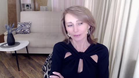 Helen online show from 01/15/25, 11:10