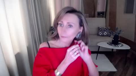 Helen online show from 02/28/25, 05:15