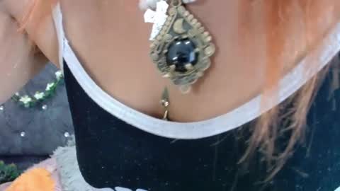 veronicaqueen2 online show from 10/07/25, 10:18