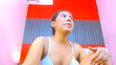 Veronica Robles online show from 07/07/26, 06:34